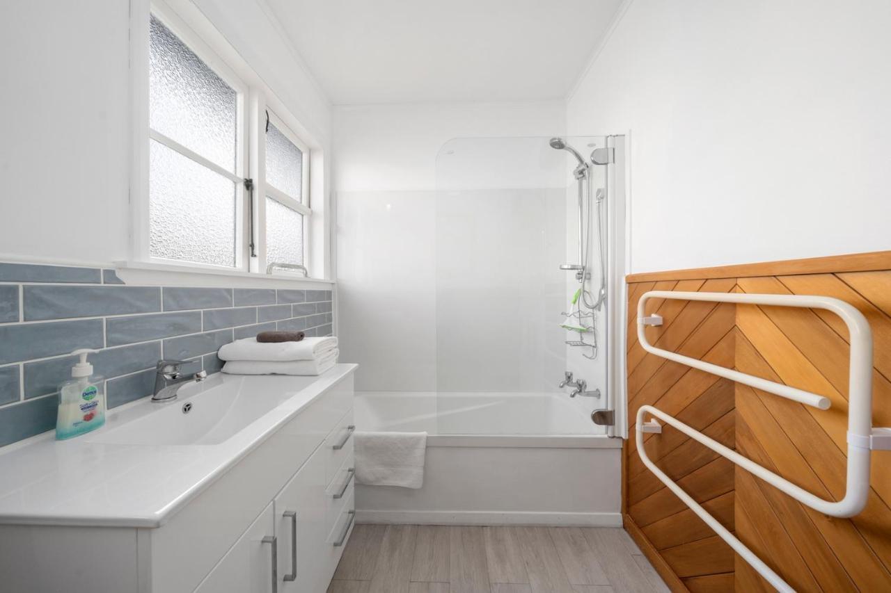 Centrally Located - Greytown Holiday Home Kültér fotó